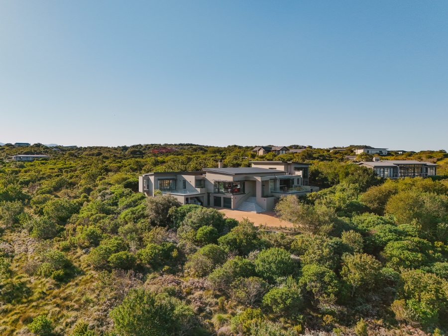 5 Bedroom Property for Sale in Pezula Private Estate Western Cape